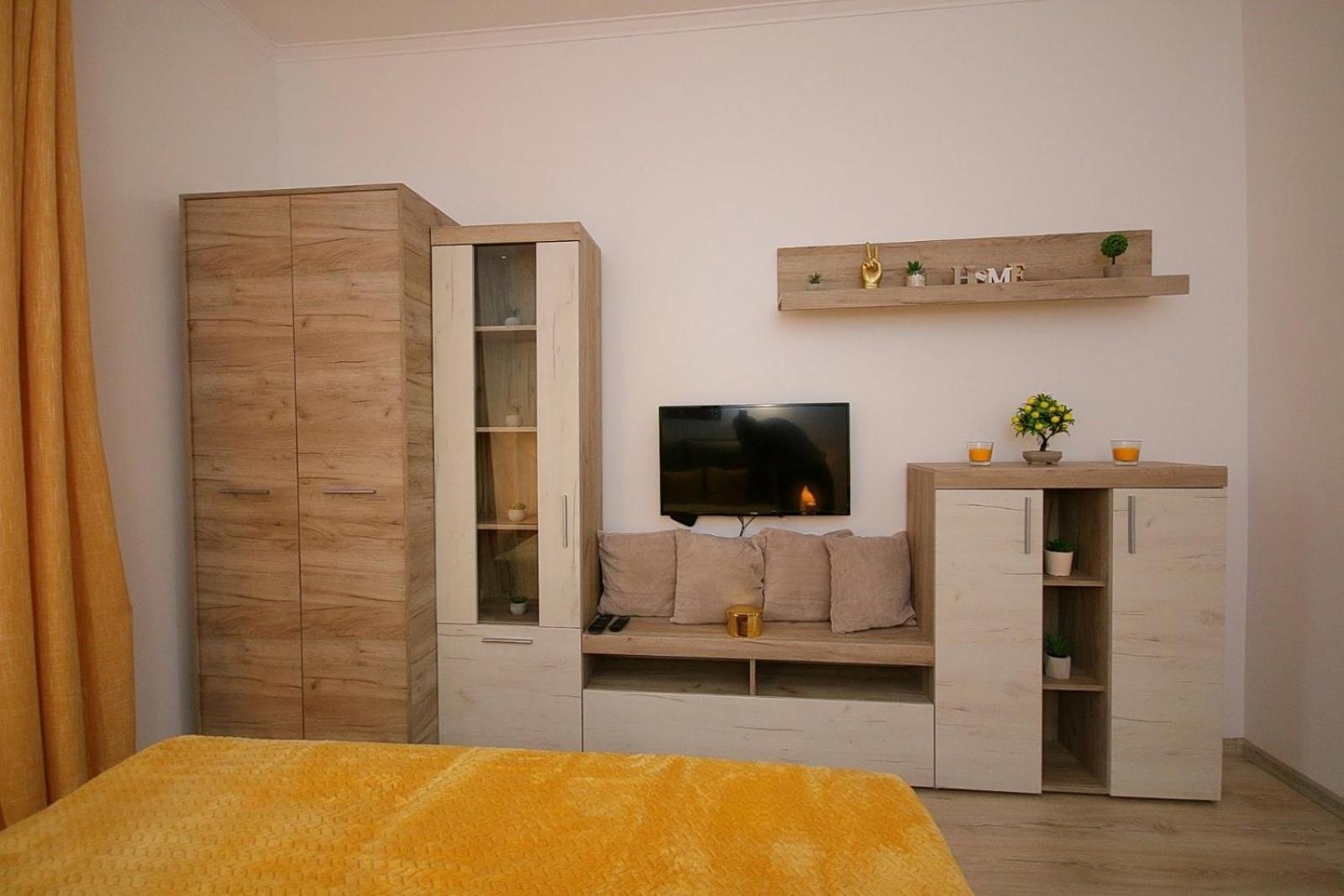 Anro Apartment ปาลิช ภายนอก รูปภาพ
