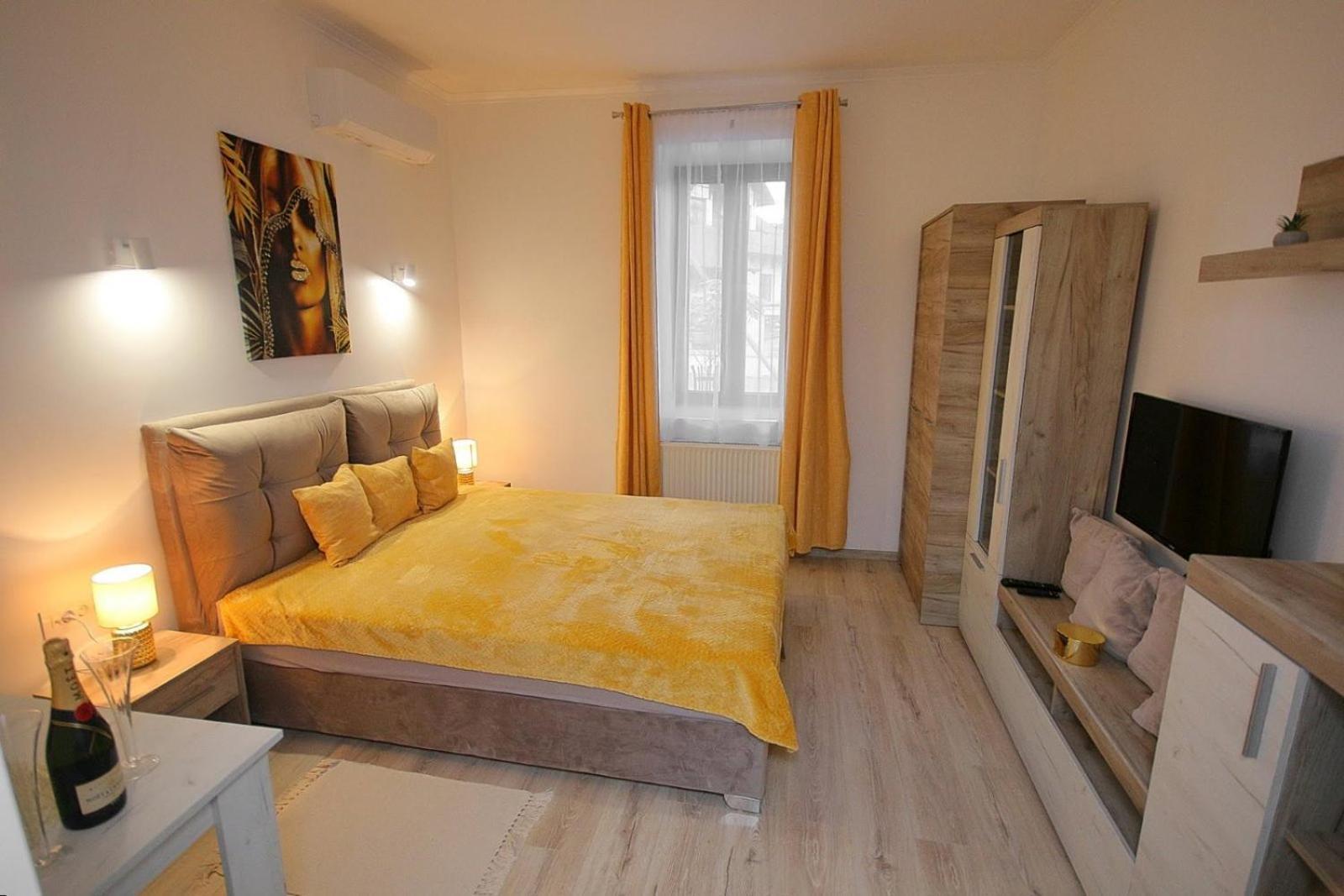 Anro Apartment ปาลิช ภายนอก รูปภาพ